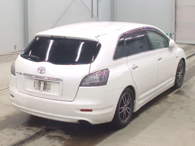 TOYOTA MARK X ZIO