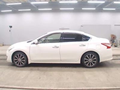 NISSAN TEANA