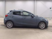 Цена авто Mazda Mazda2 с аукционов Японии, номер кузова DJ5FS, пробег 123 000, оценка 8