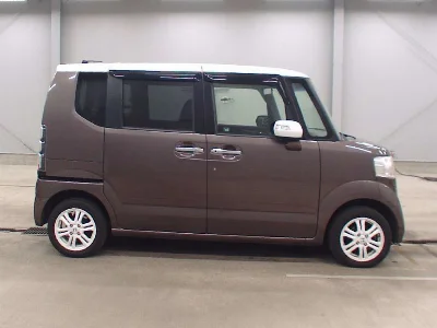 HONDA N BOX PLUS