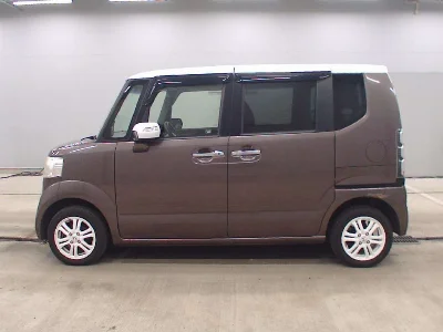 HONDA N BOX PLUS