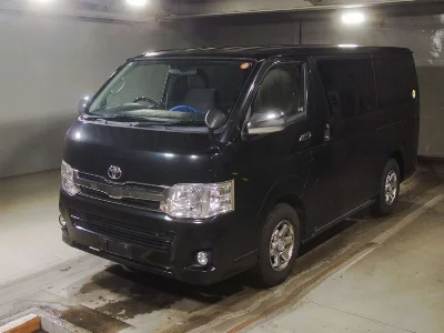 TOYOTA REGIUS VAN