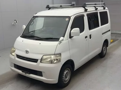 TOYOTA TOWN ACE VAN