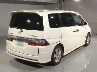 Цена авто Honda Stepwgn с аукционов Японии, номер кузова RG1, пробег 106 000, оценка 7