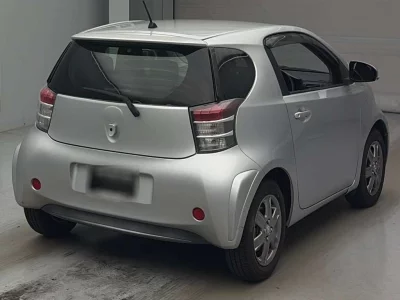 TOYOTA IQ