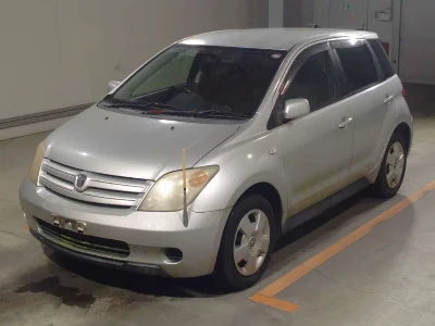 TOYOTA IST