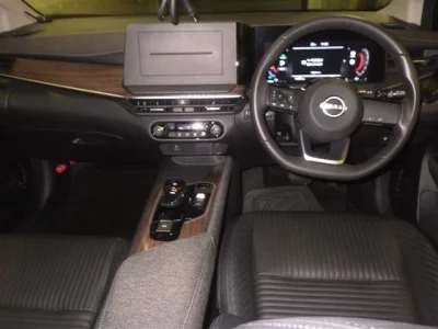 NISSAN AURA