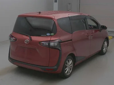 Статистика аукционов Toyota Sienta