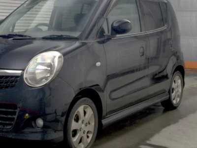 SUZUKI MRWAGON