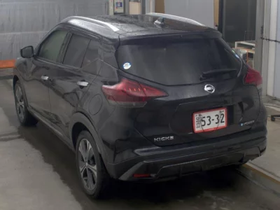 NISSAN KICKS