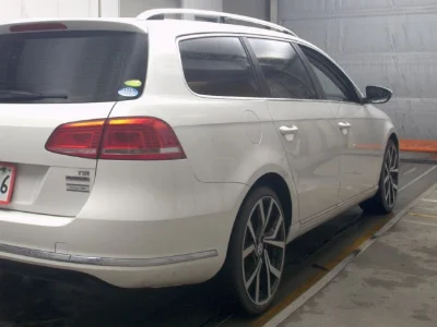 VOLKSWAGEN PASSAT WAGON