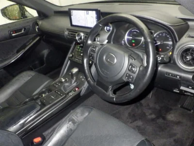 LEXUS IS