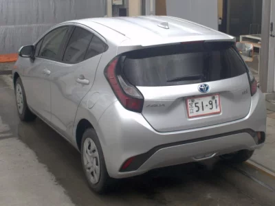 Статистика аукционов Toyota Aqua