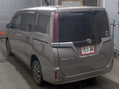 TOYOTA ESQUIRE