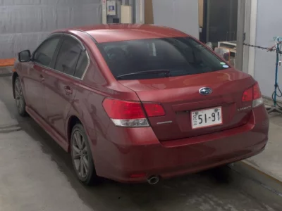 SUBARU LEGACY B4