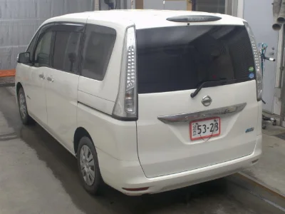 NISSAN SERENA