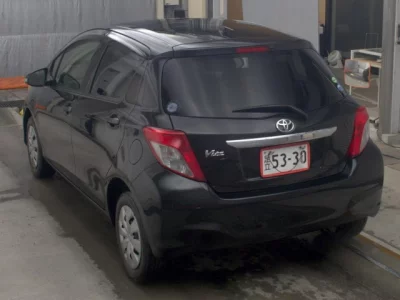 TOYOTA VITZ
