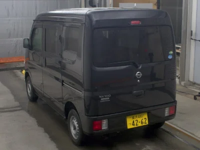 NISSAN CLIPPER VAN