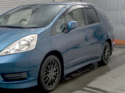 HONDA FIT SHUTTLE