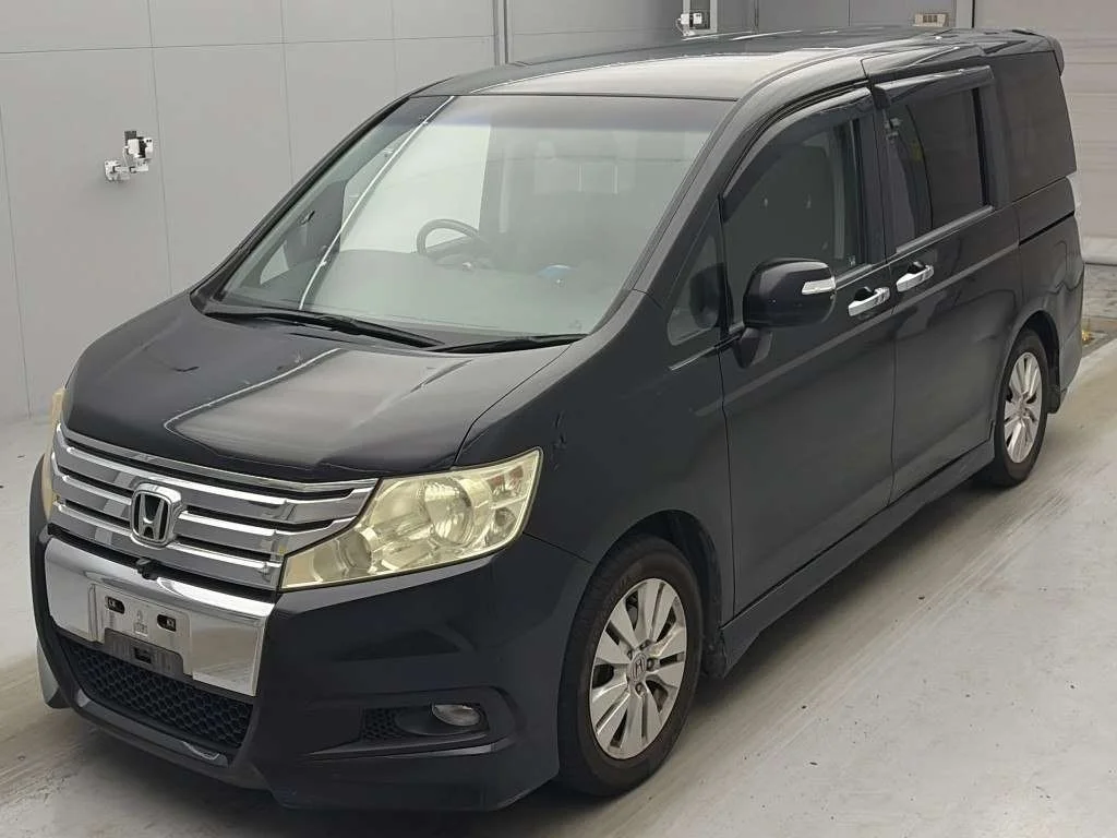 Honda Stepwgn 2011