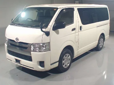 TOYOTA REGIUS VAN