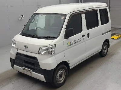 TOYOTA PIXIS VAN