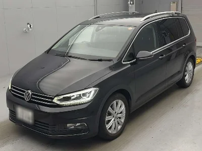 VOLKSWAGEN GOLF TOURAN