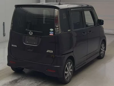 NISSAN ROOX