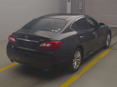 NISSAN FUGA