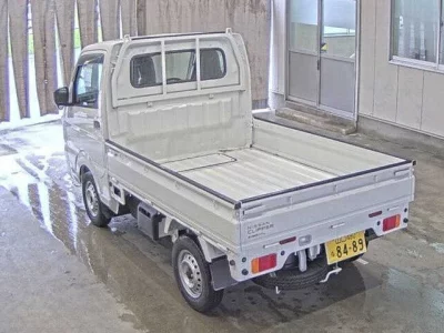 NISSAN CLIPPER TRUCK