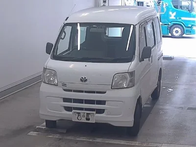 TOYOTA PIXIS VAN