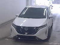 Nissan Aura