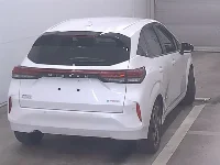 Nissan Aura
