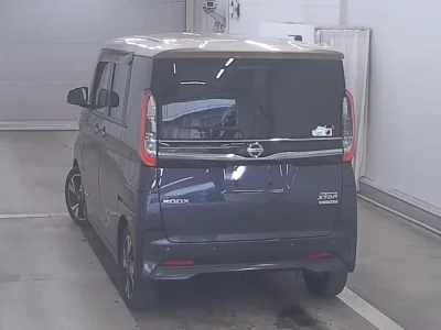 NISSAN ROOX