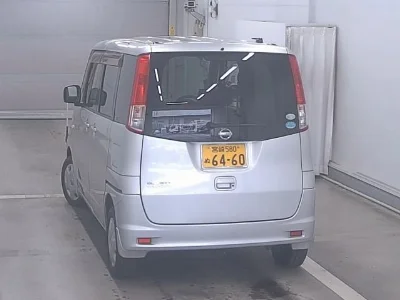 NISSAN ROOX