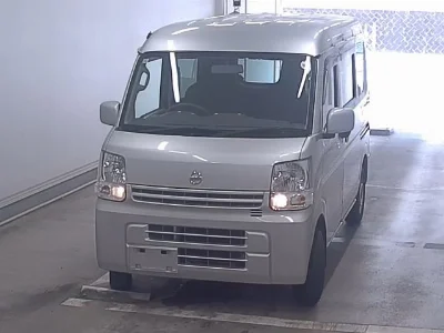 NISSAN CLIPPER VAN