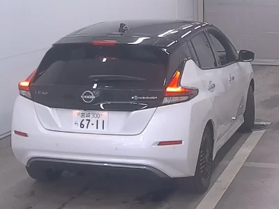 NISSAN LEAF