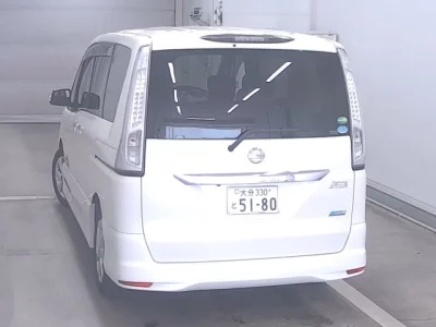 NISSAN SERENA