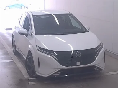 NISSAN AURA