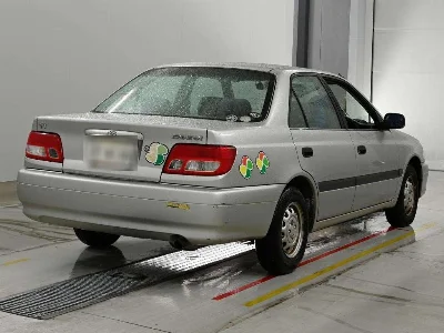 TOYOTA CARINA
