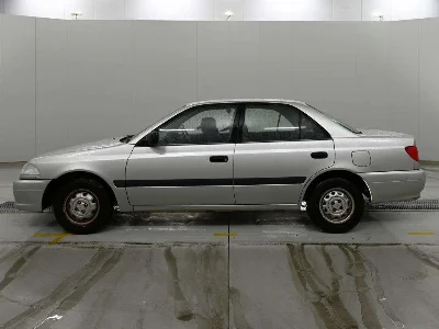TOYOTA CARINA