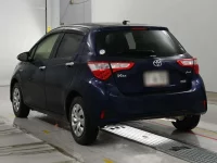 Цена авто Toyota Vitz с аукционов Японии, номер кузова NHP130, пробег 67 000, оценка 2