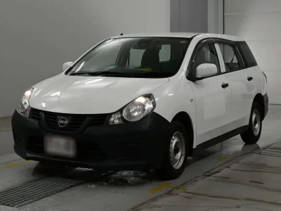 NISSAN AD
