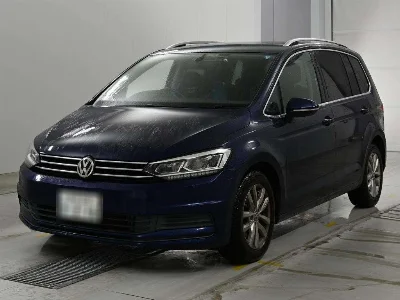 VOLKSWAGEN GOLF TOURAN