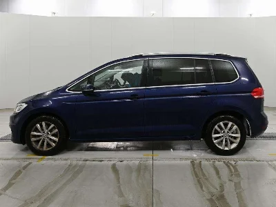 VOLKSWAGEN GOLF TOURAN
