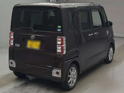 TOYOTA PIXIS MEGA