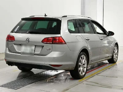 VOLKSWAGEN GOLF VARIANT
