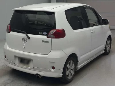 TOYOTA PORTE