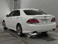 Цена авто Toyota Crown с аукционов Японии, номер кузова GRS200, пробег 139 000, оценка 8