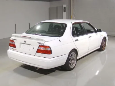 NISSAN BLUEBIRD